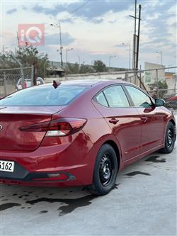 هیوندای ئەلەنترا